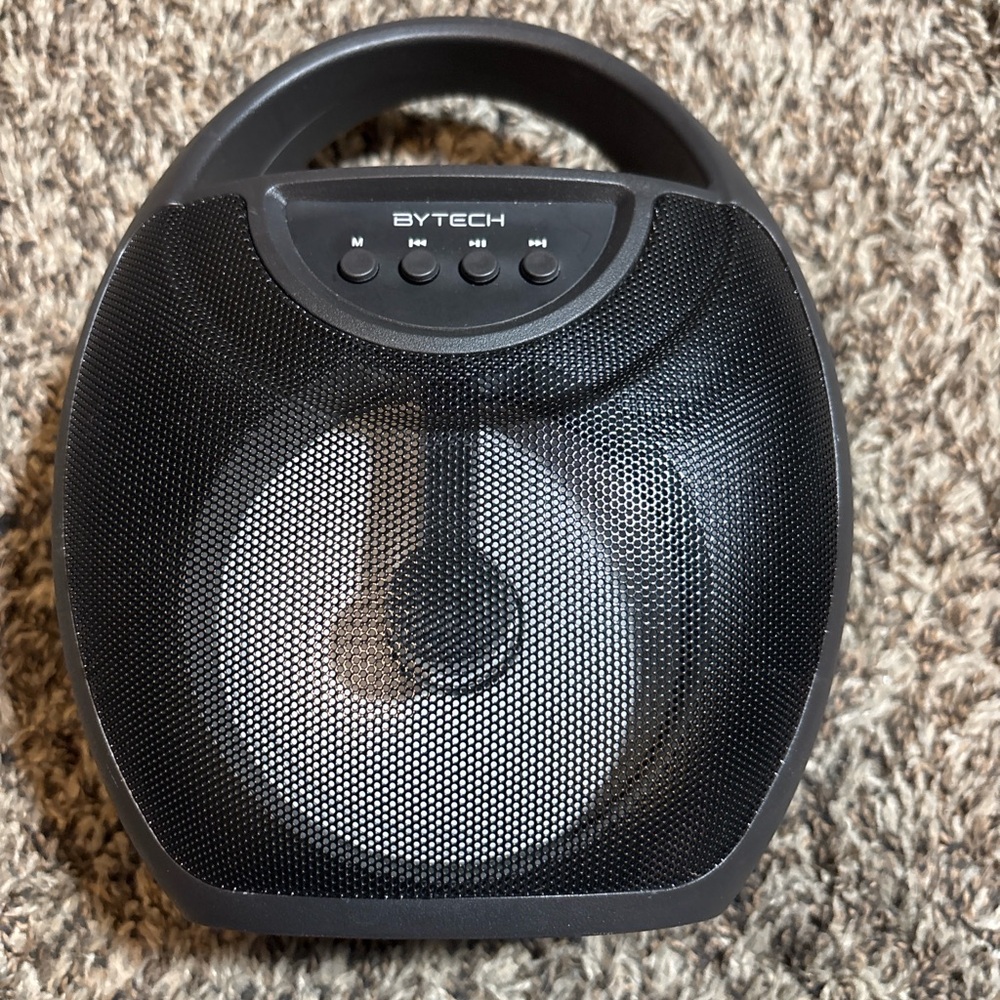 Black Portable Bluetooth Speaker